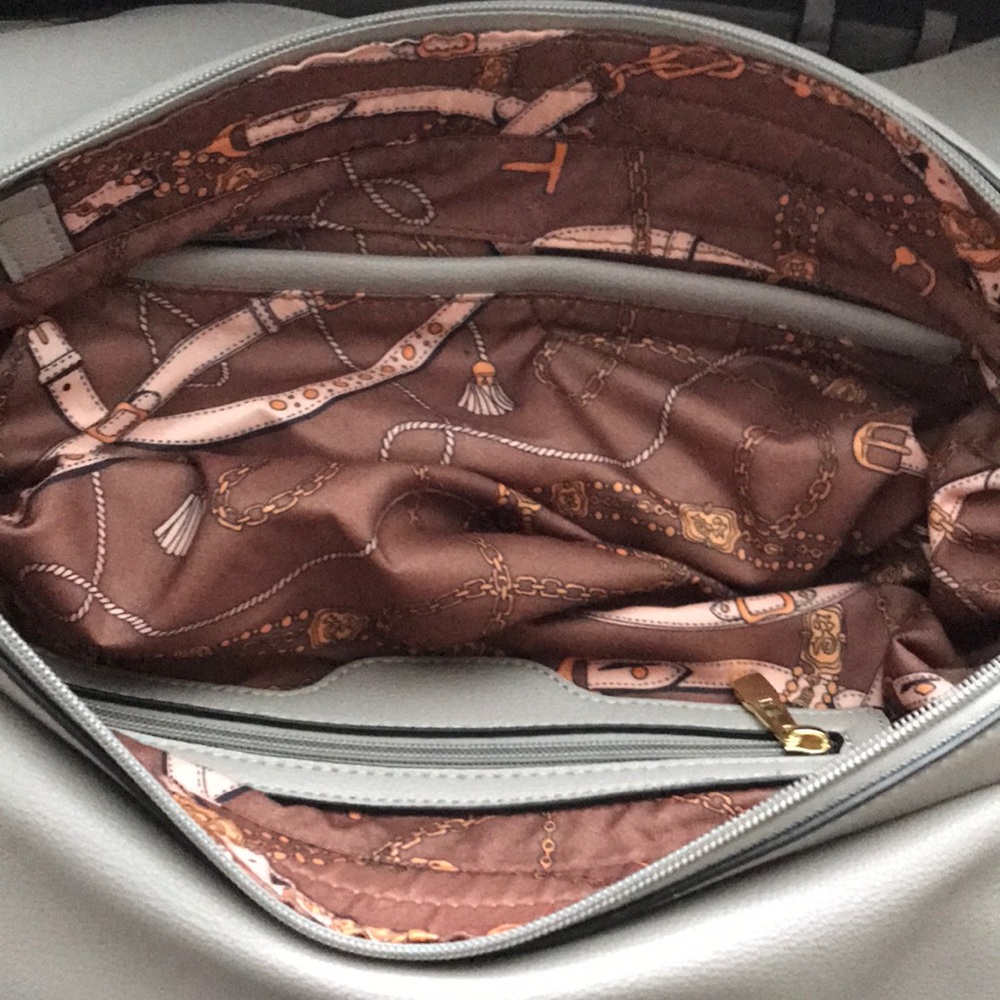 Handbag - Picture 4 of 5